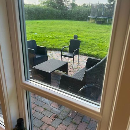 Apartment Give Eksteriør billede